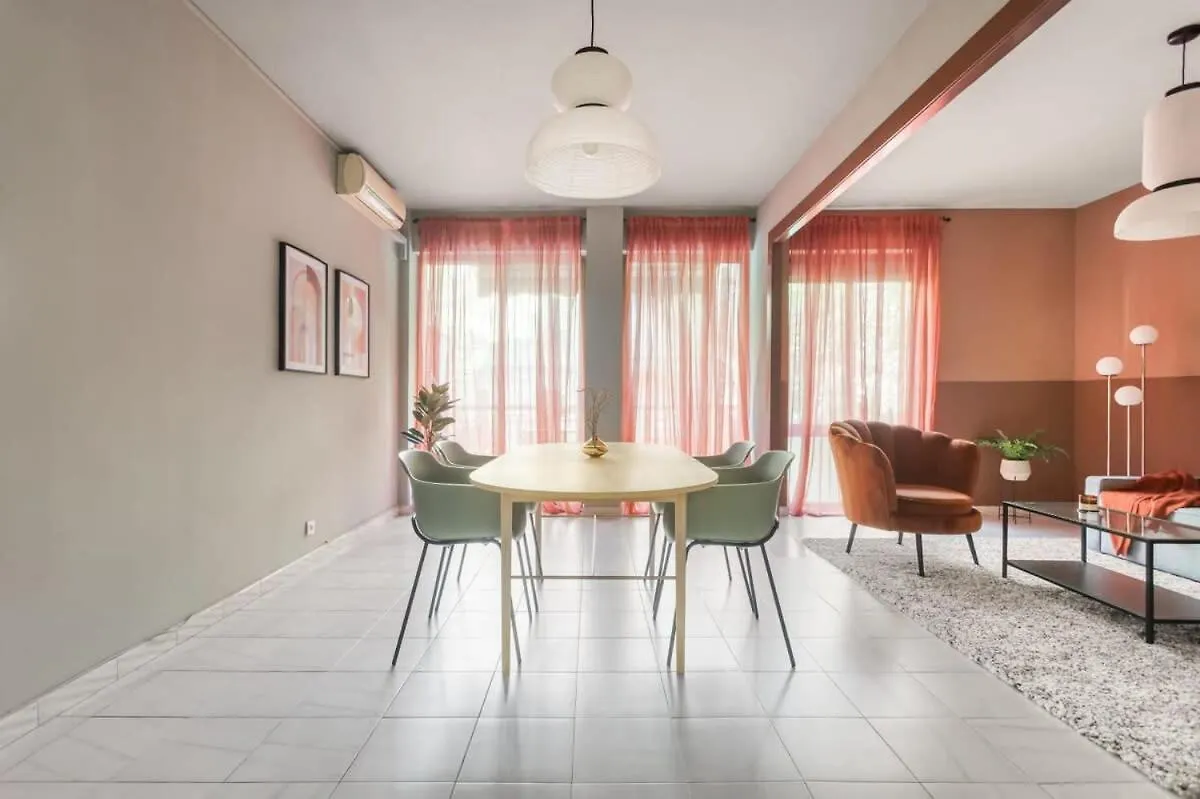 Sagrada Familia Cozy 3 Bedroom With Balcony Barcelona Espanha